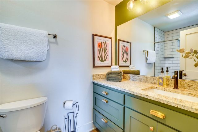 27253 Sunset Beach Lane, Eagle Rock, MO 65641