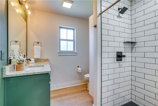 27253 Sunset Beach Lane, Eagle Rock, MO 65641