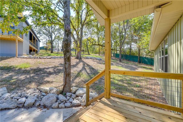27253 Sunset Beach Lane, Eagle Rock, MO 65641