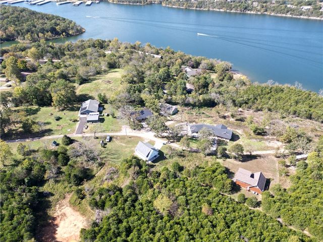 27253 Sunset Beach Lane, Eagle Rock, MO 65641