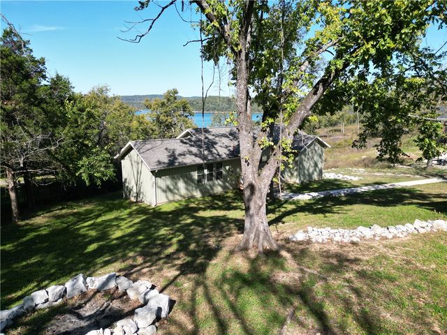 27253 Sunset Beach Lane, Eagle Rock, MO 65641