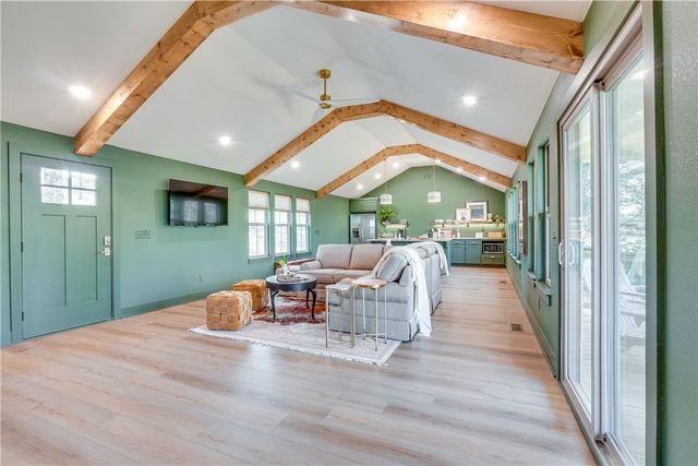 27253 Sunset Beach Lane, Eagle Rock, MO 65641