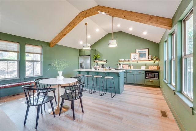 27253 Sunset Beach Lane, Eagle Rock, MO 65641
