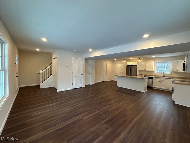 727 Wilkinson Avenue, Youngstown, OH 44509