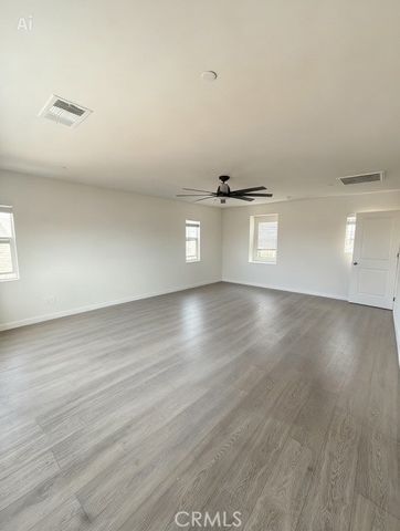 14102 Chapman, Hesperia, CA 92344
