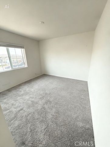 14102 Chapman, Hesperia, CA 92344