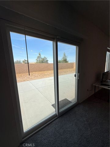 14102 Chapman, Hesperia, CA 92344