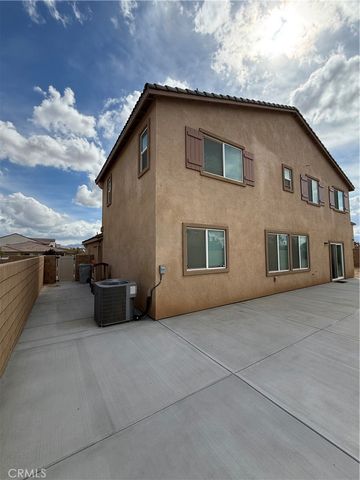 14102 Chapman, Hesperia, CA 92344