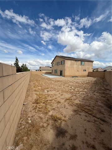 14102 Chapman, Hesperia, CA 92344