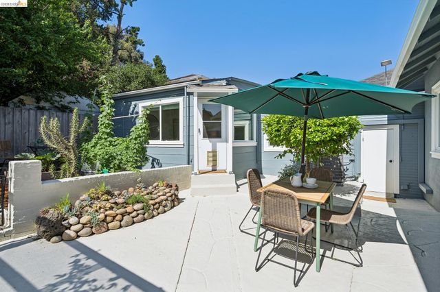 3631 Lyon Ave, Oakland, CA 94601