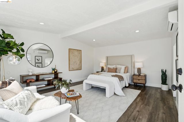 3631 Lyon Ave, Oakland, CA 94601