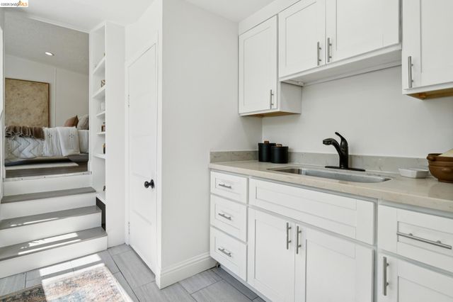 3631 Lyon Ave, Oakland, CA 94601