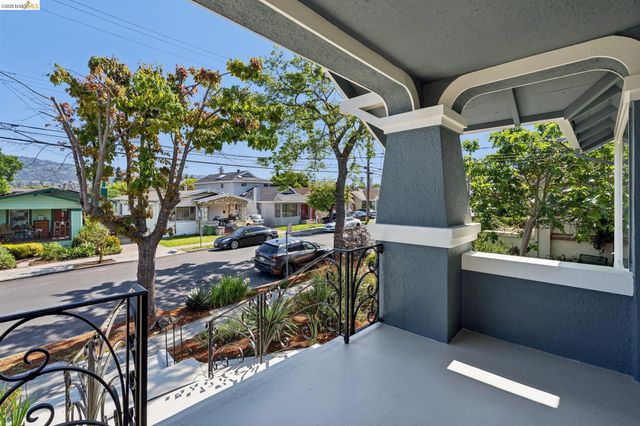 3631 Lyon Ave, Oakland, CA 94601