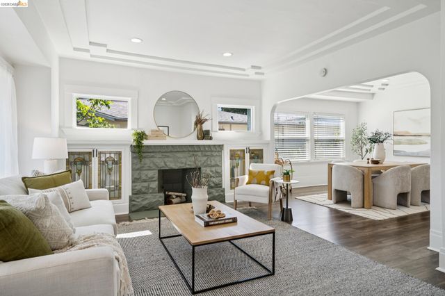 3631 Lyon Ave, Oakland, CA 94601