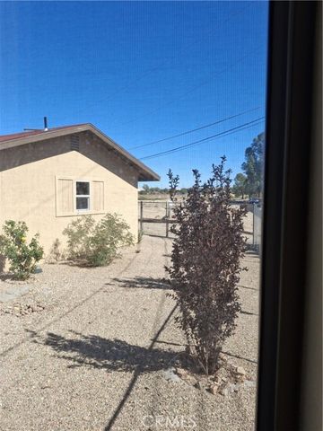 6873 Warren Vista, Yucca Valley, CA 92284