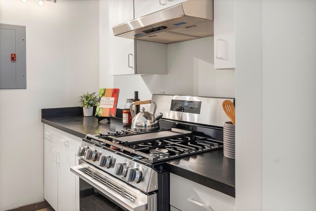 71 Fulkerson Street 309, Cambridge, MA 02141
