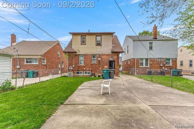 7521 Steadman Street, Dearborn, MI 48126