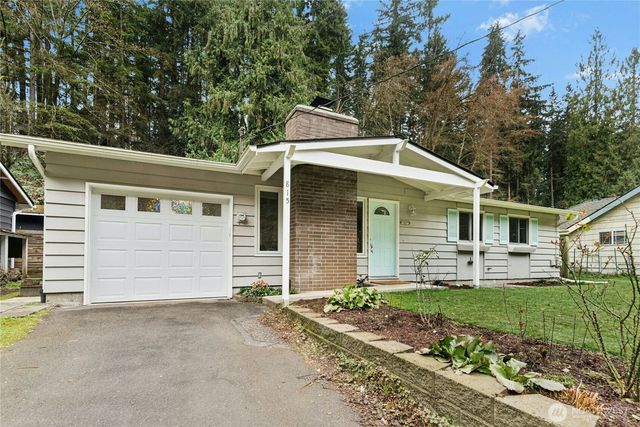 815 NE 200th Street, Shoreline, WA 98155