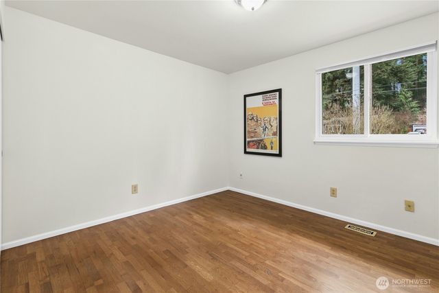 815 NE 200th Street, Shoreline, WA 98155