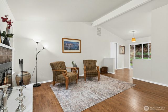 815 NE 200th Street, Shoreline, WA 98155