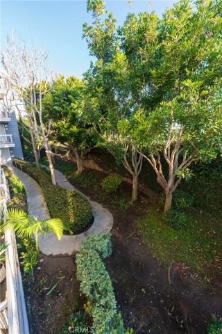 20371 Bluffside Circle 212, Huntington Beach, CA 92646