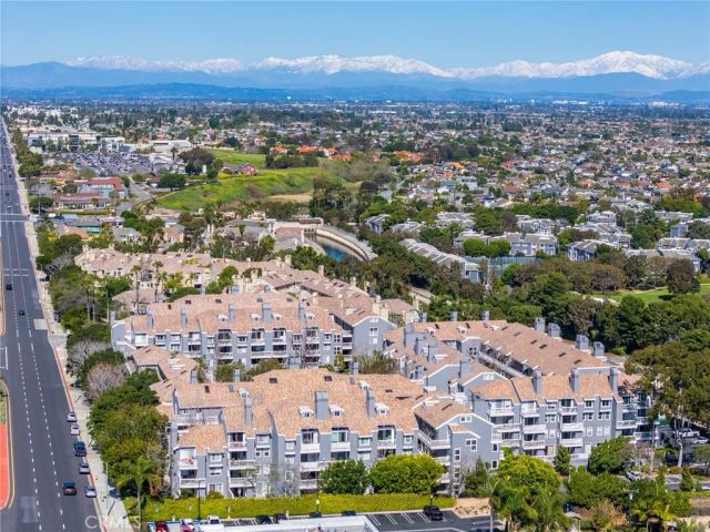 20371 Bluffside Circle 212, Huntington Beach, CA 92646