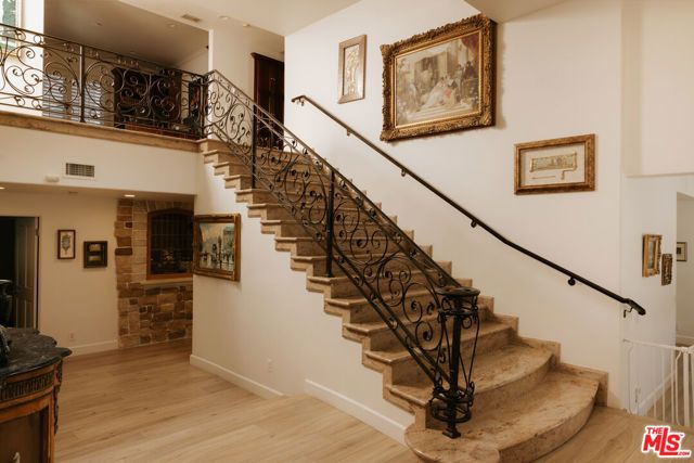 23338 Park Colombo, Calabasas, CA 91302