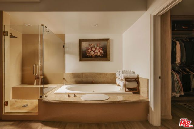 23338 Park Colombo, Calabasas, CA 91302