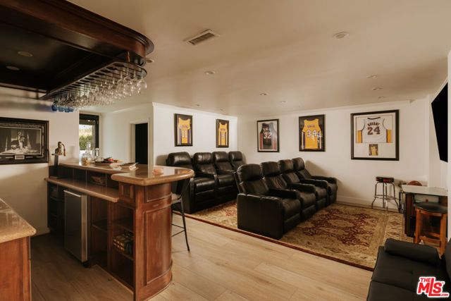 23338 Park Colombo, Calabasas, CA 91302