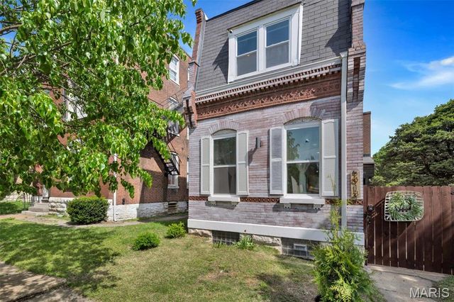 2913 Gasconade Street, St Louis, MO 63118