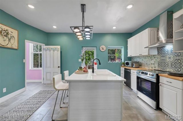 2913 Gasconade Street, St Louis, MO 63118