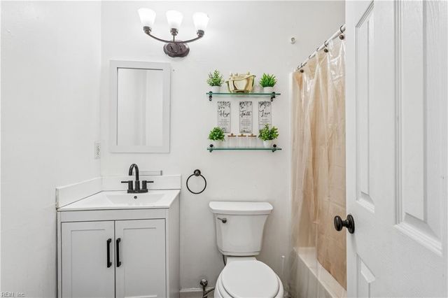 285 Wexford DR W, Suffolk, VA 23434