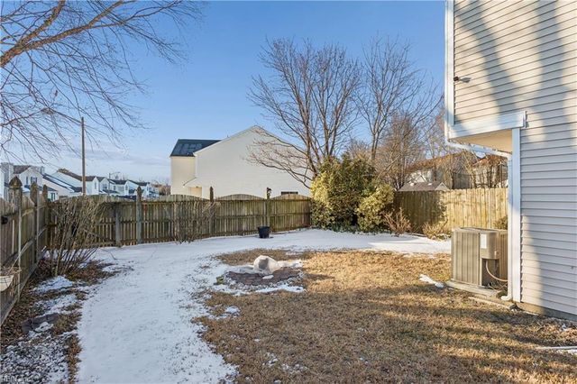 285 Wexford DR W, Suffolk, VA 23434