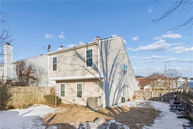 285 Wexford DR W, Suffolk, VA 23434