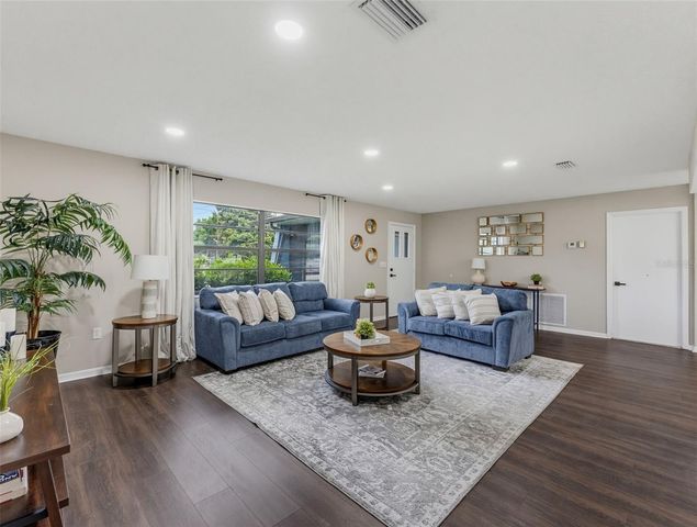 8275 DORA STREET, Spring Hill, FL 34608