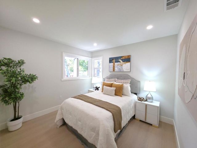 6746 Bollinger Road, San Jose, CA 95129