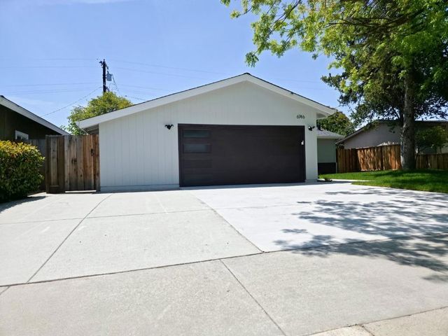 6746 Bollinger Road, San Jose, CA 95129