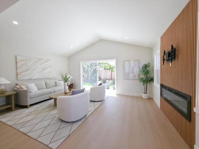 6746 Bollinger Road, San Jose, CA 95129