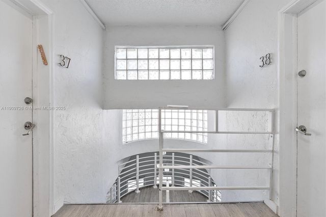 420 78th St, Miami Beach, FL 33141