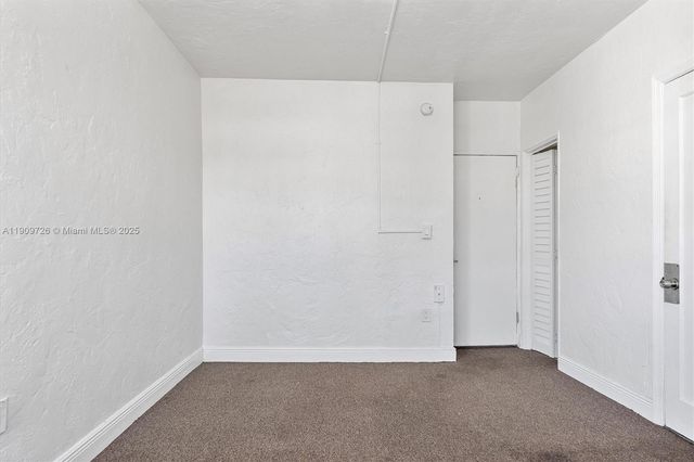 420 78th St, Miami Beach, FL 33141