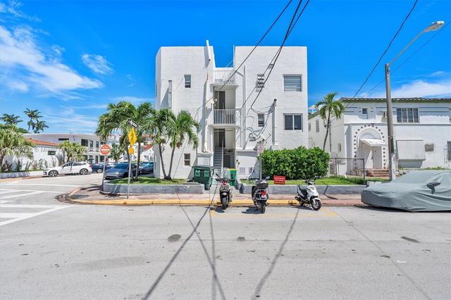 420 78th St, Miami Beach, FL 33141