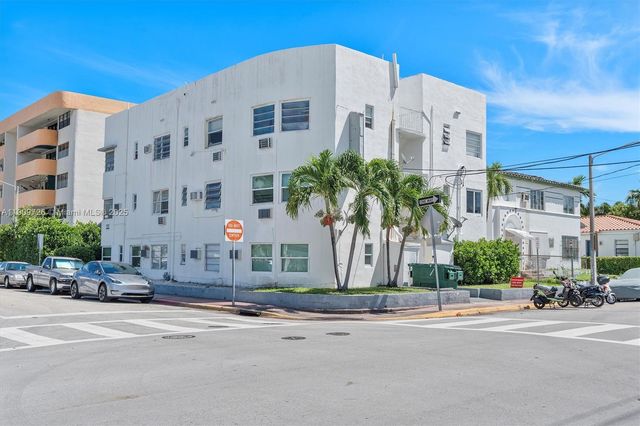 420 78th St, Miami Beach, FL 33141