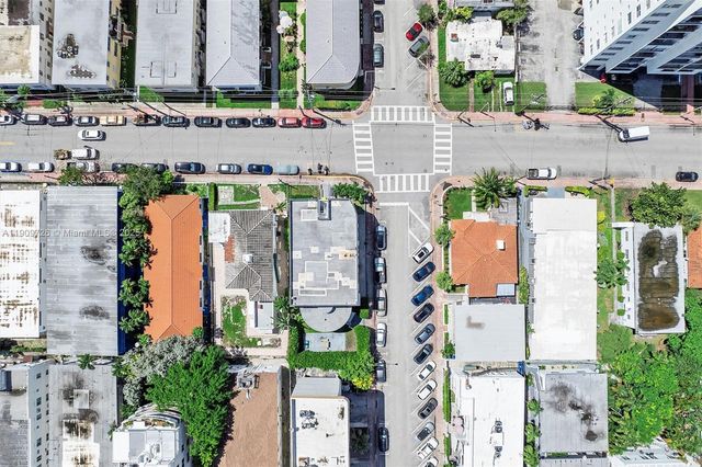 420 78th St, Miami Beach, FL 33141