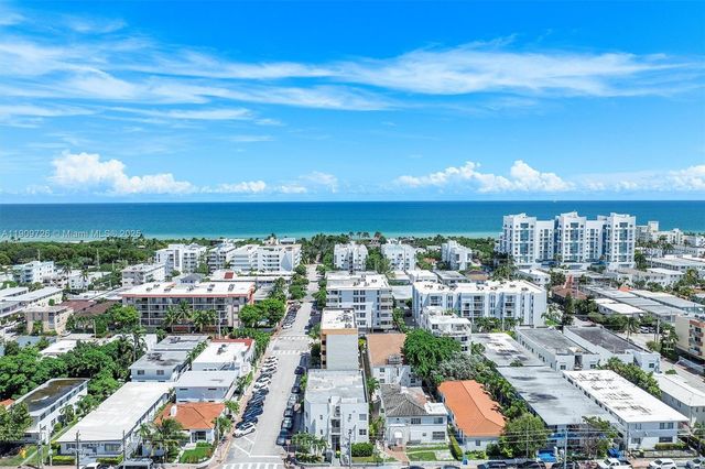 420 78th St, Miami Beach, FL 33141