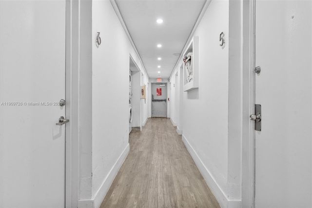 420 78th St, Miami Beach, FL 33141