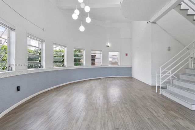 420 78th St, Miami Beach, FL 33141