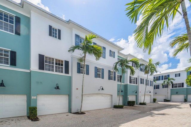 375 E Mallory Circle, Delray Beach, FL 33483