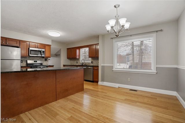 3925 Summit Road, Ravenna, OH 44266