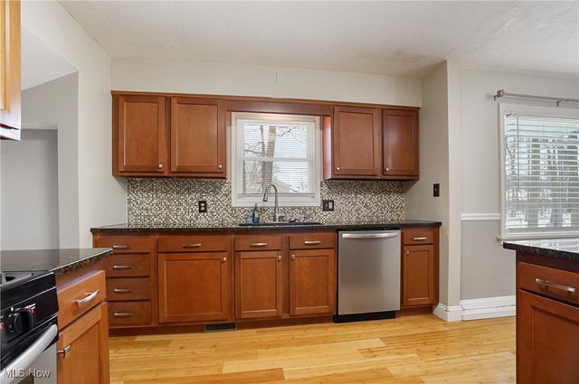 3925 Summit Road, Ravenna, OH 44266