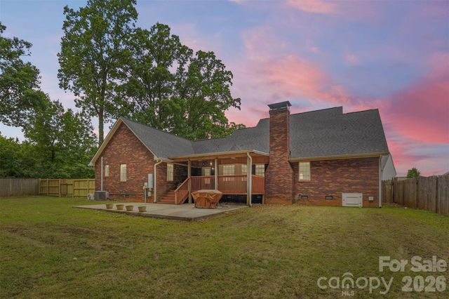 4403 Hubbard Road, Charlotte, NC 28269